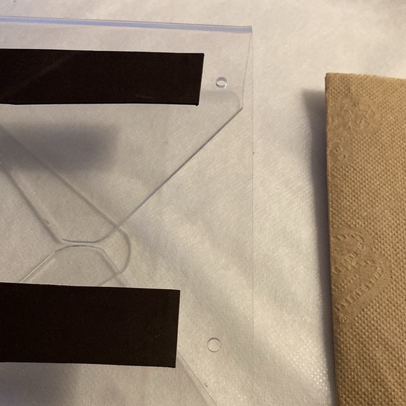 NWOT - Clear Acrylic Magnetic Napkin or Letter Holder - Picture 10 of 11